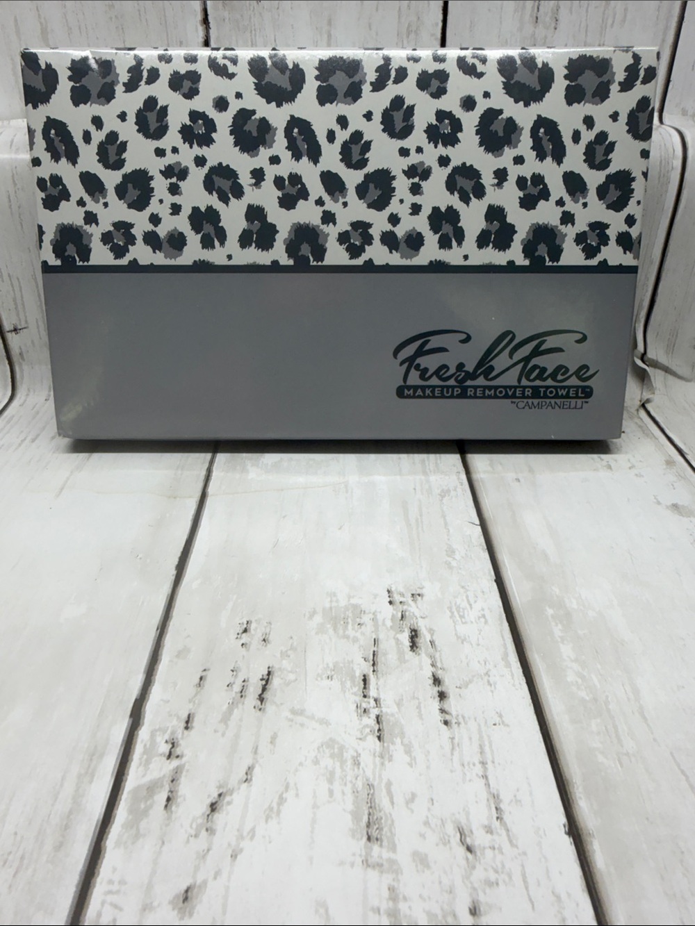 Fresh Face Makeup Remover Towel - Gray Leopard Print